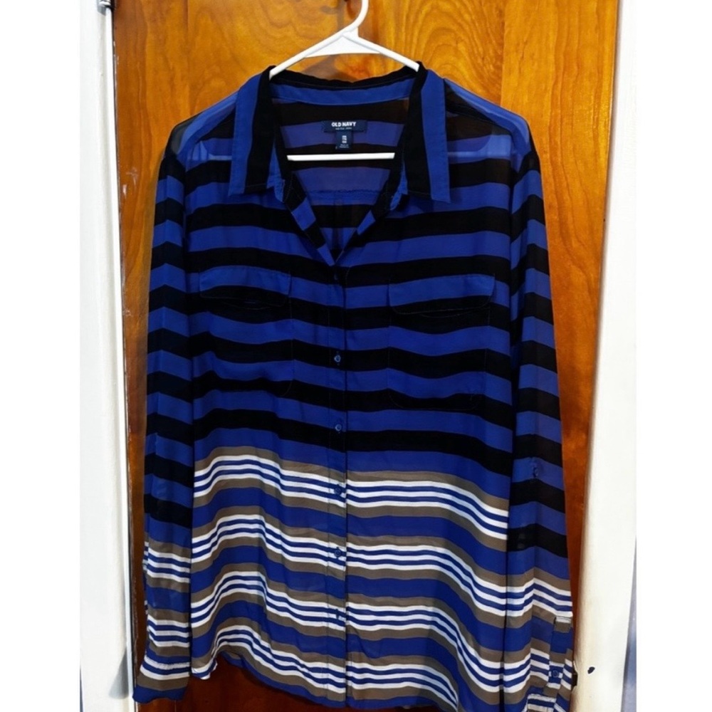 Old Navy Blue and Black Striped Button-Up Shirt